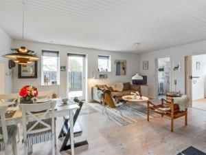 Holiday Home Ozan - 400m from the sea by Interhome