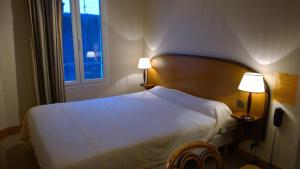 Hotels Hotel Saint - Pierre : photos des chambres