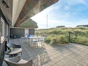 Holiday Home Henric - 100m from the sea by Interhome