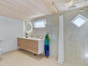 Holiday Home Henric - 100m from the sea by Interhome