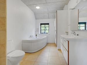 Holiday Home Iben - 2-3km from the sea by Interhome
