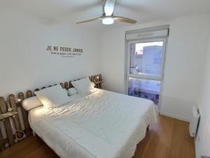 Vaste appartement avec terrasse, parking, proche Parc Expo Avignon