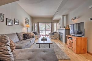 Pet-Friendly Fraser Condo w Community Hot Tub