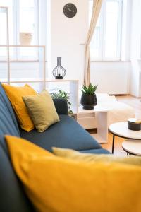 NEW apartment dohany street