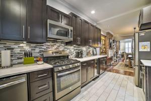Pittsburgh Vacation Rental in Lawrenceville!