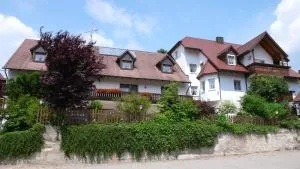 Hotel Gasthof Käßer - Burgoberbach