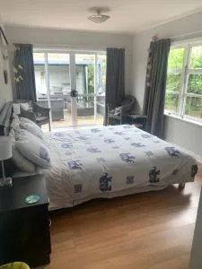 Robert ST Newlands - Plimmerton