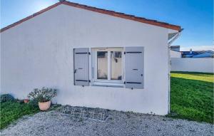 Maisons de vacances Stunning home in Les Portes-en-R with WiFi and 3 Bedrooms : photos des chambres