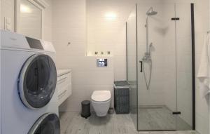 Stunning home in Klodawa with WiFi and 3 Bedrooms