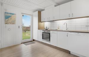 Stunning Home In Hurup Thy With Wifi