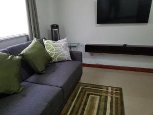 Ridgeview Suites 1 to 3