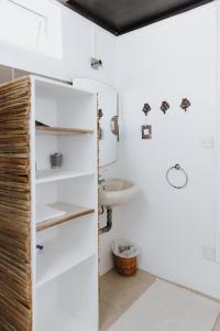 CASE CREOLE INDEPENDANTE PROCHE MER