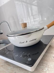 Cozy little home J204 near Central Festival