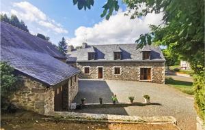 Maisons de vacances Amazing home in La Maugon with WiFi and 4 Bedrooms : photos des chambres