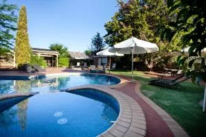 伊丘卡港美居酒店 - 伊丘卡