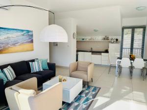 Lavender Bay Apartment C31