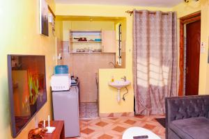 Lux Suites Trm drive Apartments Roysambu