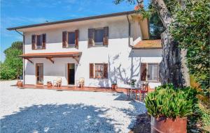 Awesome Home In Capezzano Pianore