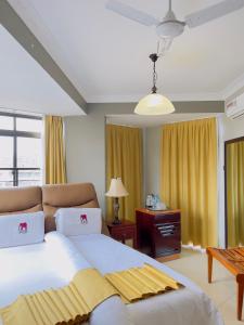 LEYSHOF HOTEL