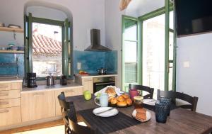 Stavroulas Stone House in Rigklia, Messinia