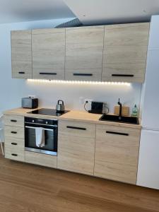 Sunny apartment with forest view