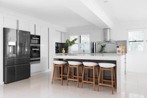 Family Getaway Poolside Fun & Wildlife Spotting