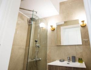 Stamatinas Luxury Apartments (Central 3rd floor)