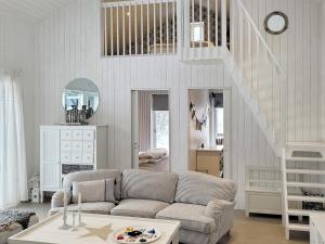 9 person holiday home in ELLÖS-By Traum