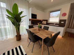 Nature in the City lower storey Bestern