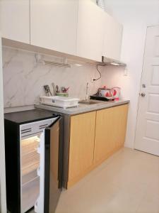 Modena Town Square-Walkup Condominium