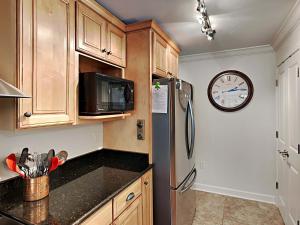 Regency Towers #108 West