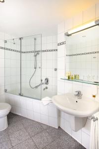 Economy Queen Room room in Best Western Hotel Hohenzollern