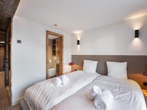 Appartement skis aux pieds avec parking à Courchevel - FR-1-562-60
