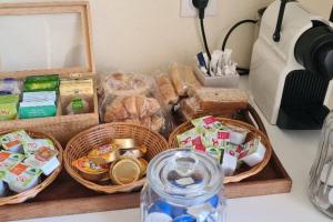 Porte du Vieux Lyon 2, le long du quai