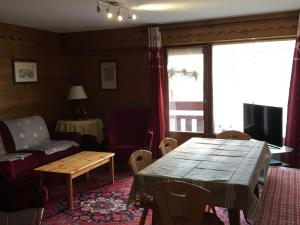 Appartements Appartement Samoens, 3 pieces, 6 personnes - FR-1-629-76 : photos des chambres