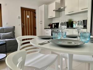 Appartements NEYT parking : photos des chambres