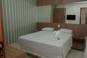 Otimo apto c piscina e Wi Fi em Caldas Novas GO