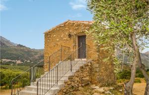 Maisons de vacances Awesome home in feliceto with WiFi and 1 Bedrooms : photos des chambres