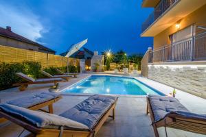 MY DALMATIA - Superior Apartment Zadar with shared pool