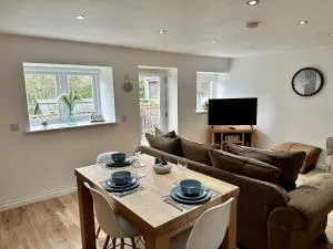 Brechin Townhouse - Cathedral View - 弗福尔