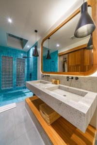 Villa Mango 3 - Amazing 4-bdr Villa in Berawa ! PERFECT LOCATION !