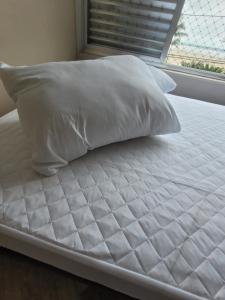 Apartamento Aconchego Frente Mar - Vila Guilhermina Praia Grande SP - Cozinha Completa - Climatizador de Ar - TV a Cabo - Wi-Fi