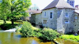 Maisons de vacances Peaceful location a short walk To One Of Frances Most Beautiful Villages : photos des chambres