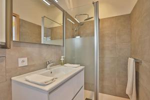 Tiny studio terrasse, hypercentre la plage à 2 pas !