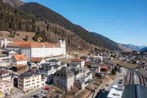 Backcountry Hotel*Super Premium