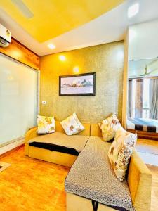 Goroomgo Avirahi Mumbai