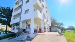 The Urban Oasis - Comfort 2br near the City Center, 200Mbit Internet and Smart TV