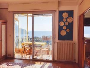 Appartements Large Studio overlooking Villefranche Bay - Parking : photos des chambres