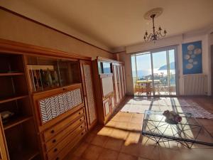 Appartements Large Studio overlooking Villefranche Bay - Parking : photos des chambres