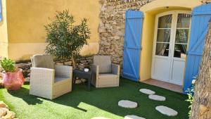 Hotels La Bastide Saint Bach : Chambre Lits Jumeaux avec Terrasse